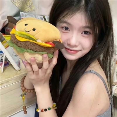 在窗边 封面